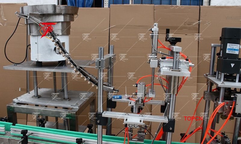 Automatic Spray Bottle Filling Capping and Labeling Machine