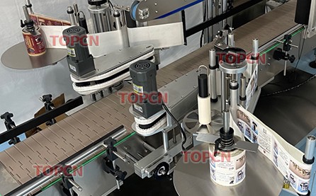Automatic Linear 5L 20L HDPE Bottle Jerry Can Lubricating Motor Lubricant Lube Oil Weighing Filling Line