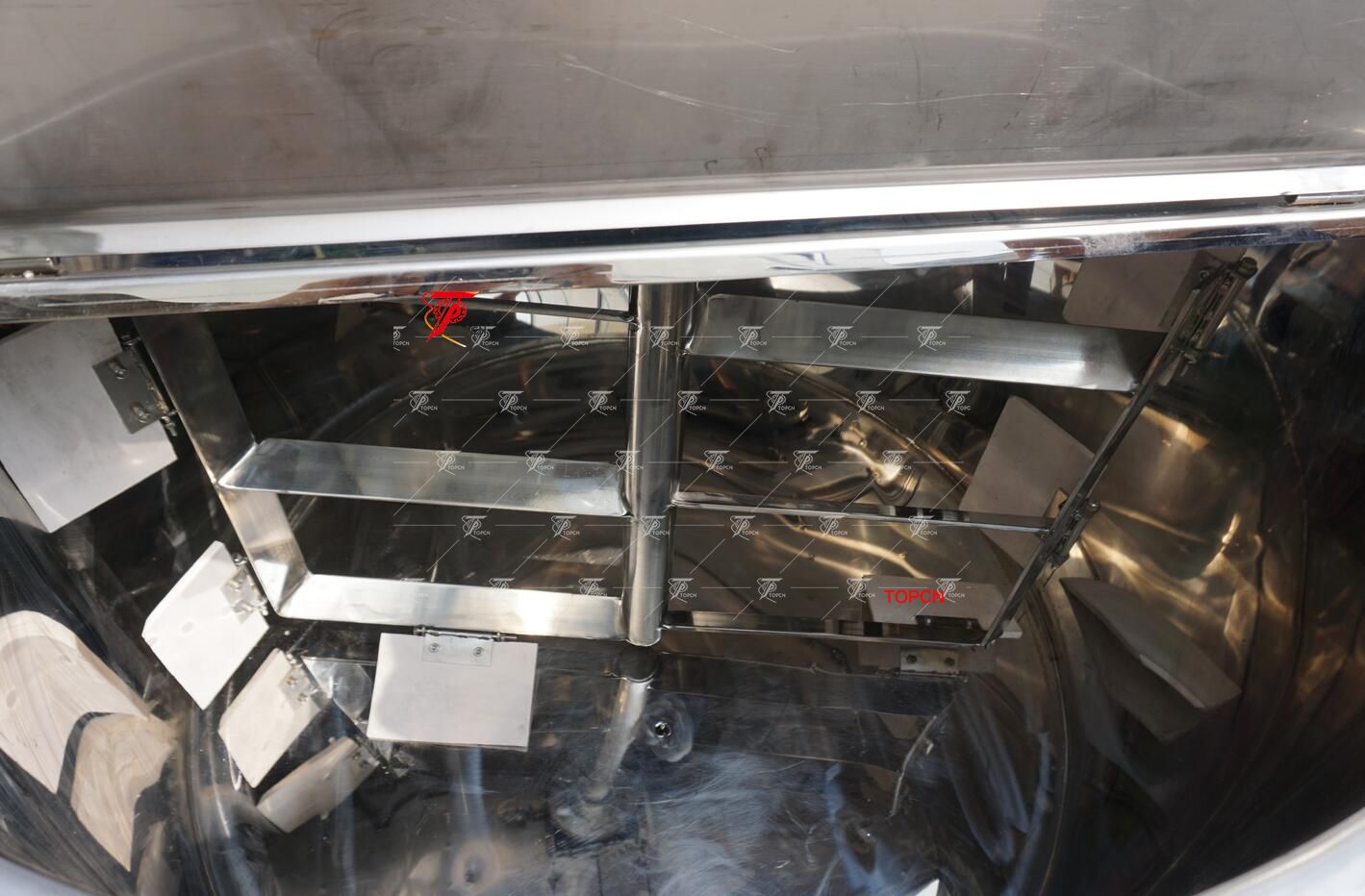 South Africa customer purchased 500L chemical liquid price of stainless steel mixing tank with agitator