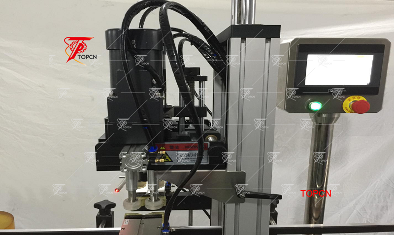 Automatic Linear Lug Capping Machine